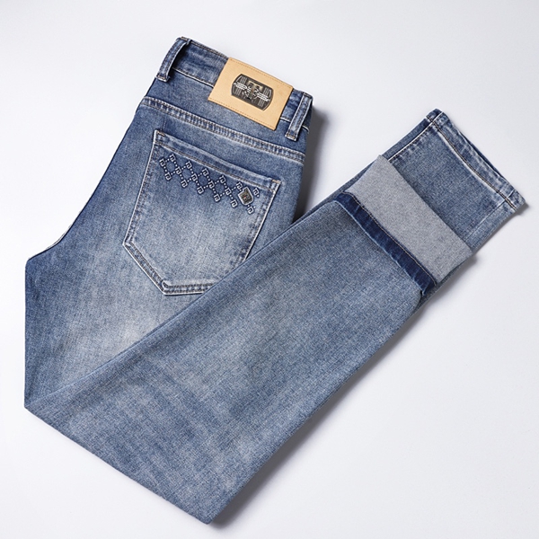 ブランドジーンズ背面デザイン